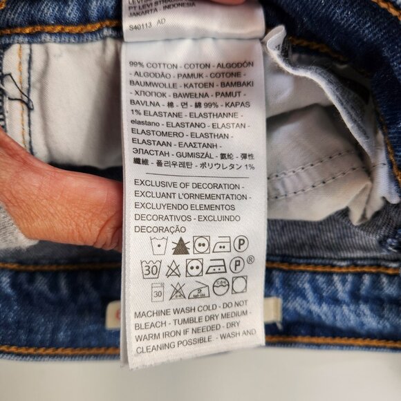 Levi's Women's Wedgie Straight High Rise Button Fly Cropped Denim Jeans Size 29 - Picture 11 of 14